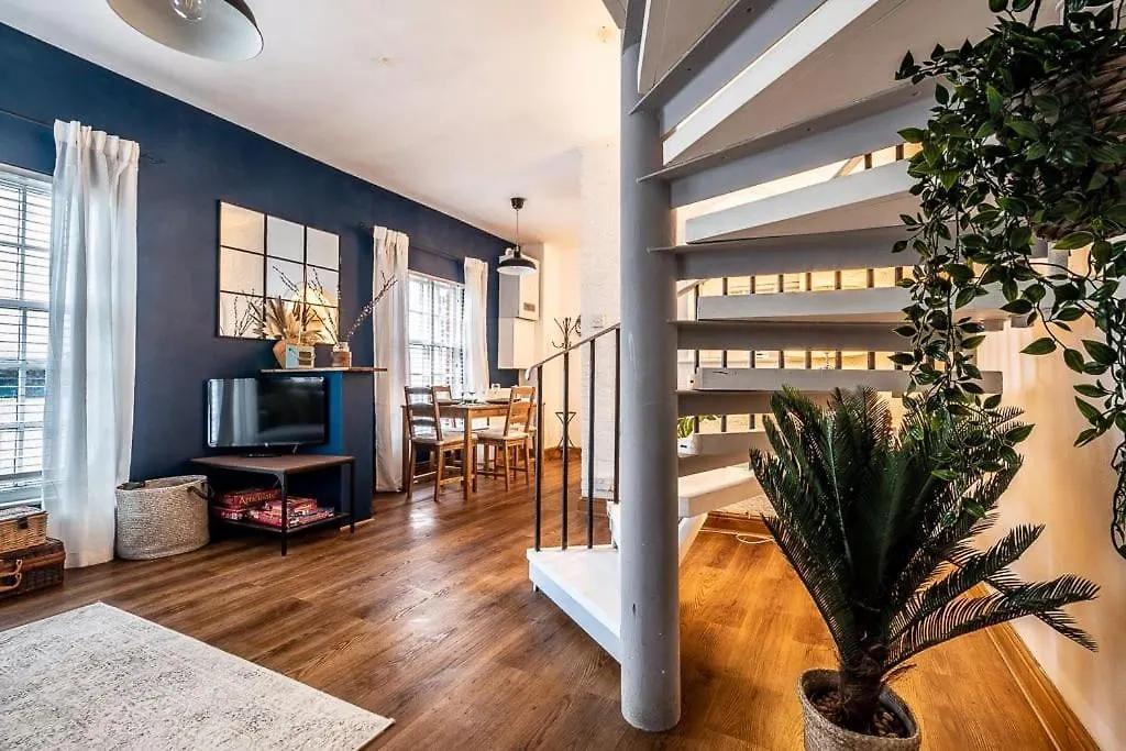 Apartment Modern, Central Home With Character Features Exeter