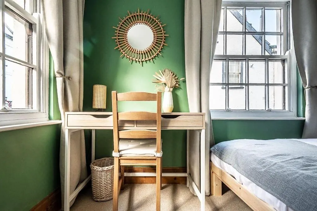 Apartment Modern, Central Home With Character Features Exeter