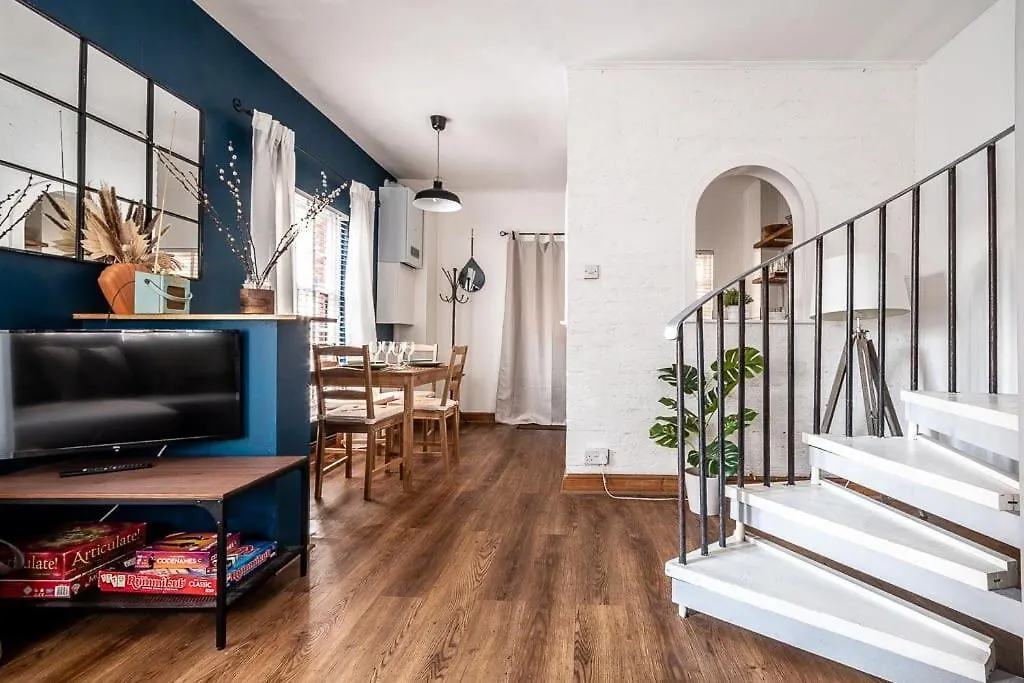 Modern, Central Home With Character Features Exeter